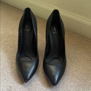 Simply Vera Vera Wang Black Heels